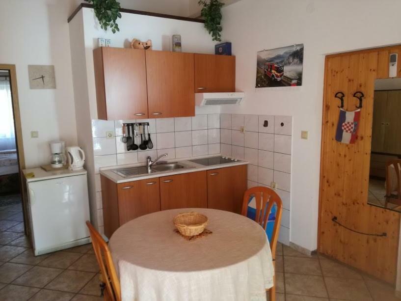 Apartmani Marijana Selce Εξωτερικό φωτογραφία